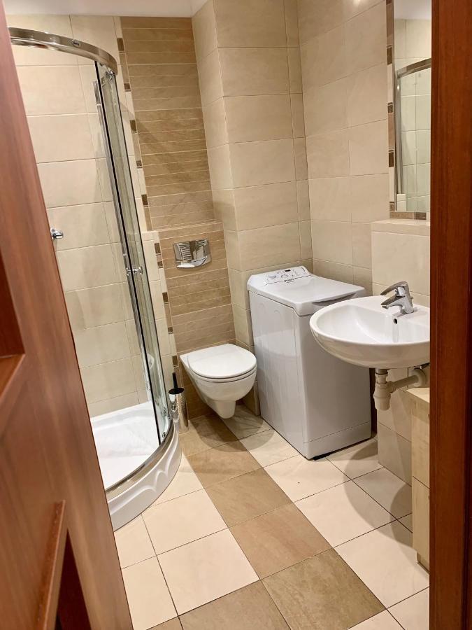 City View Wellness Apartment Swim&Steam&Relax كراكوفيا المظهر الخارجي الصورة