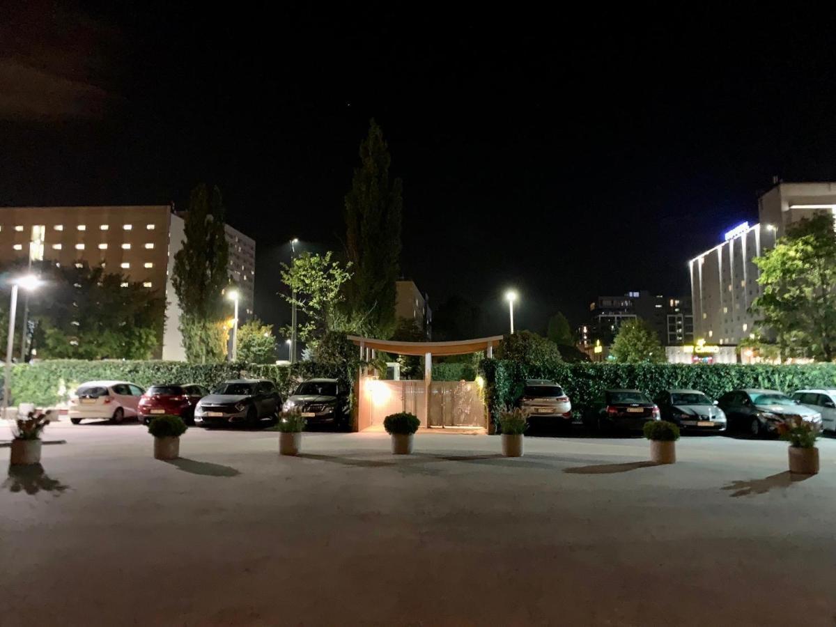 City View Wellness Apartment Swim&Steam&Relax كراكوفيا المظهر الخارجي الصورة