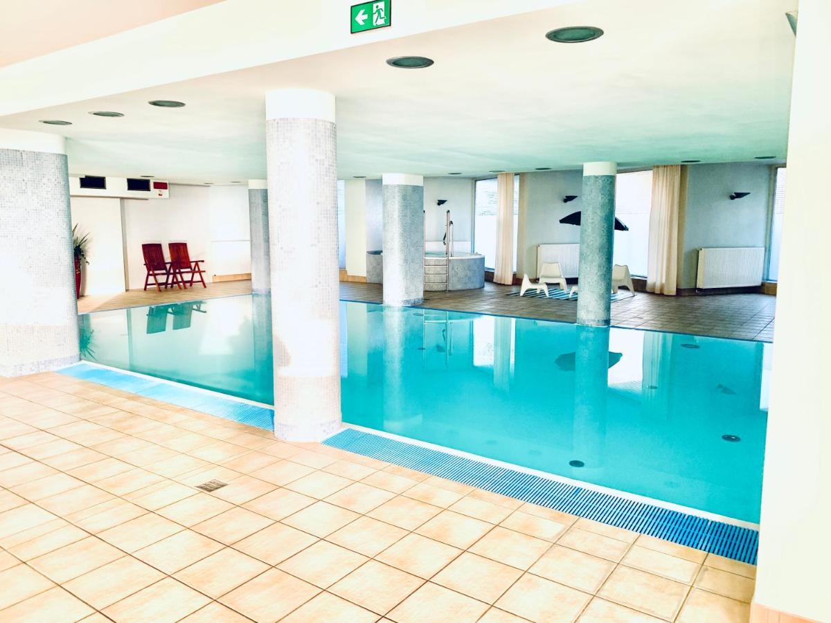 City View Wellness Apartment Swim&Steam&Relax كراكوفيا المظهر الخارجي الصورة