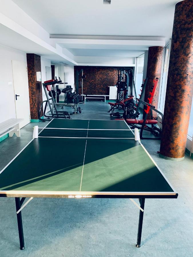 City View Wellness Apartment Swim&Steam&Relax كراكوفيا المظهر الخارجي الصورة
